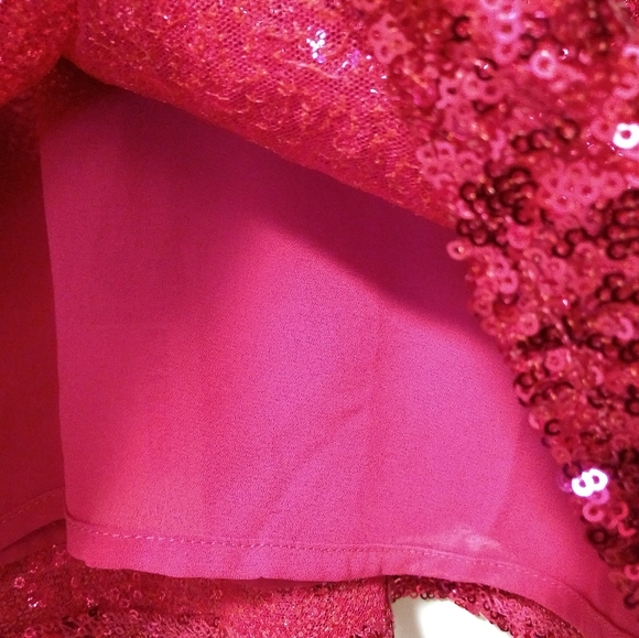 NWT Dazzle in Sparkle Criss-Cross Tank - Picture 8 of 12